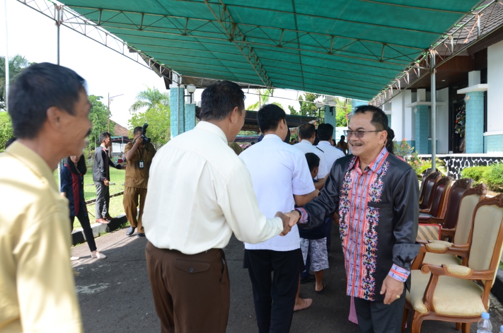 Jalin Silaturahmi Masyarakat, Sekkab Kubar Gelar Open House
