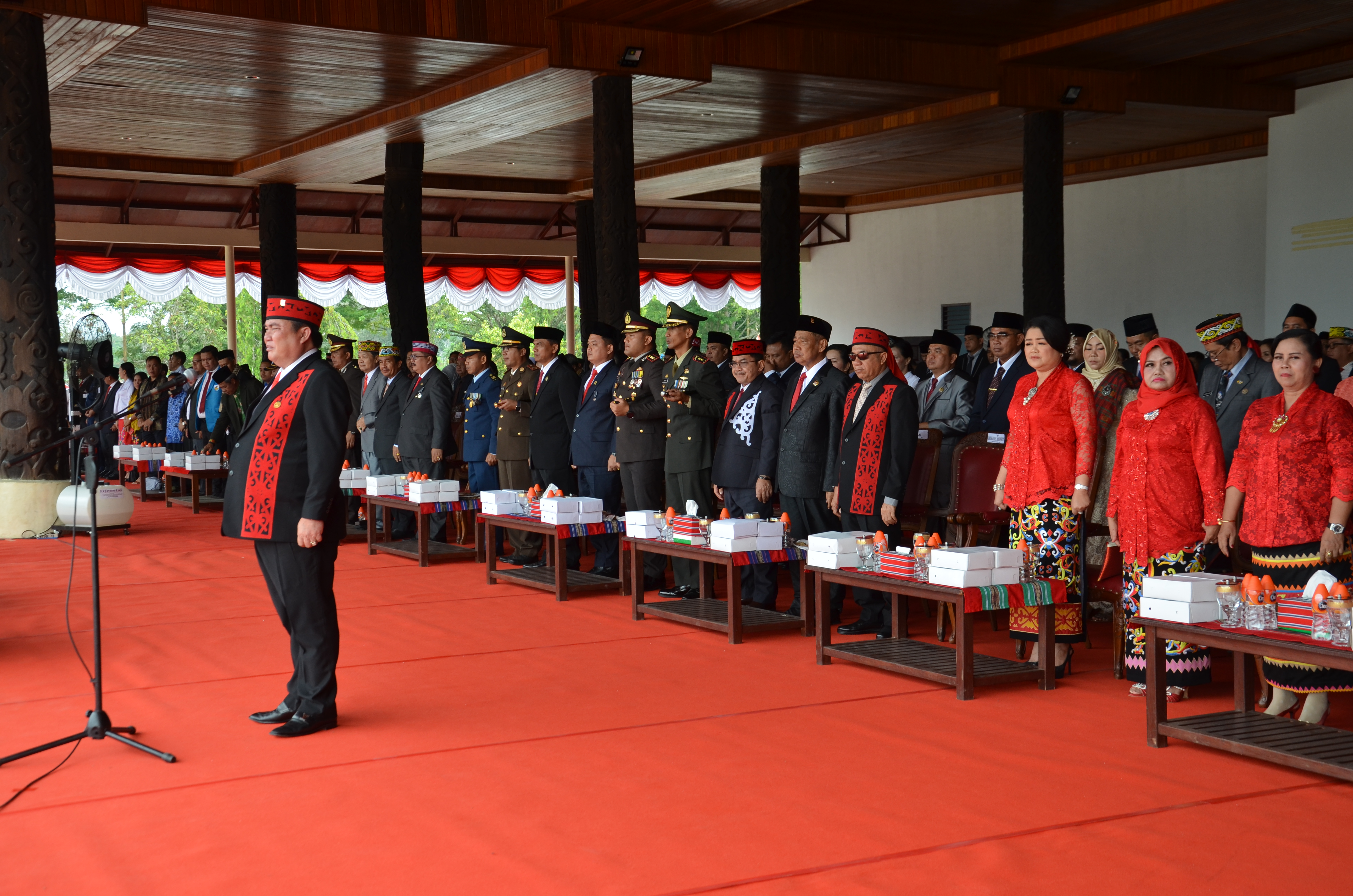 Pengibaran Bendera Merah Putih HUT RI Ke-74