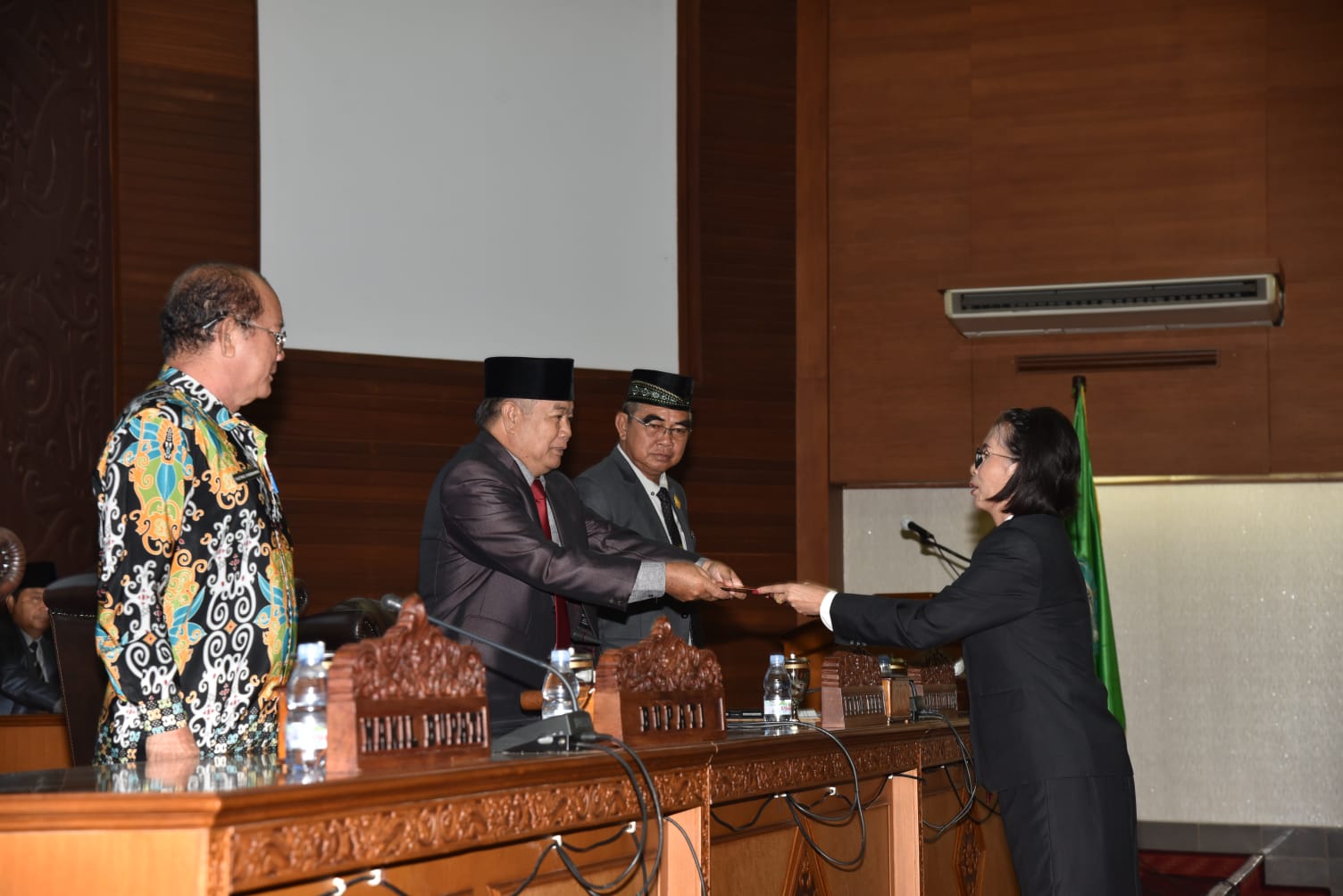  DPRD Sampaikan Empat Catatan Dalam Rekomendasi, Laporan Realisasi Semester I Dan Prognosis Enam Bulan Berikutnya