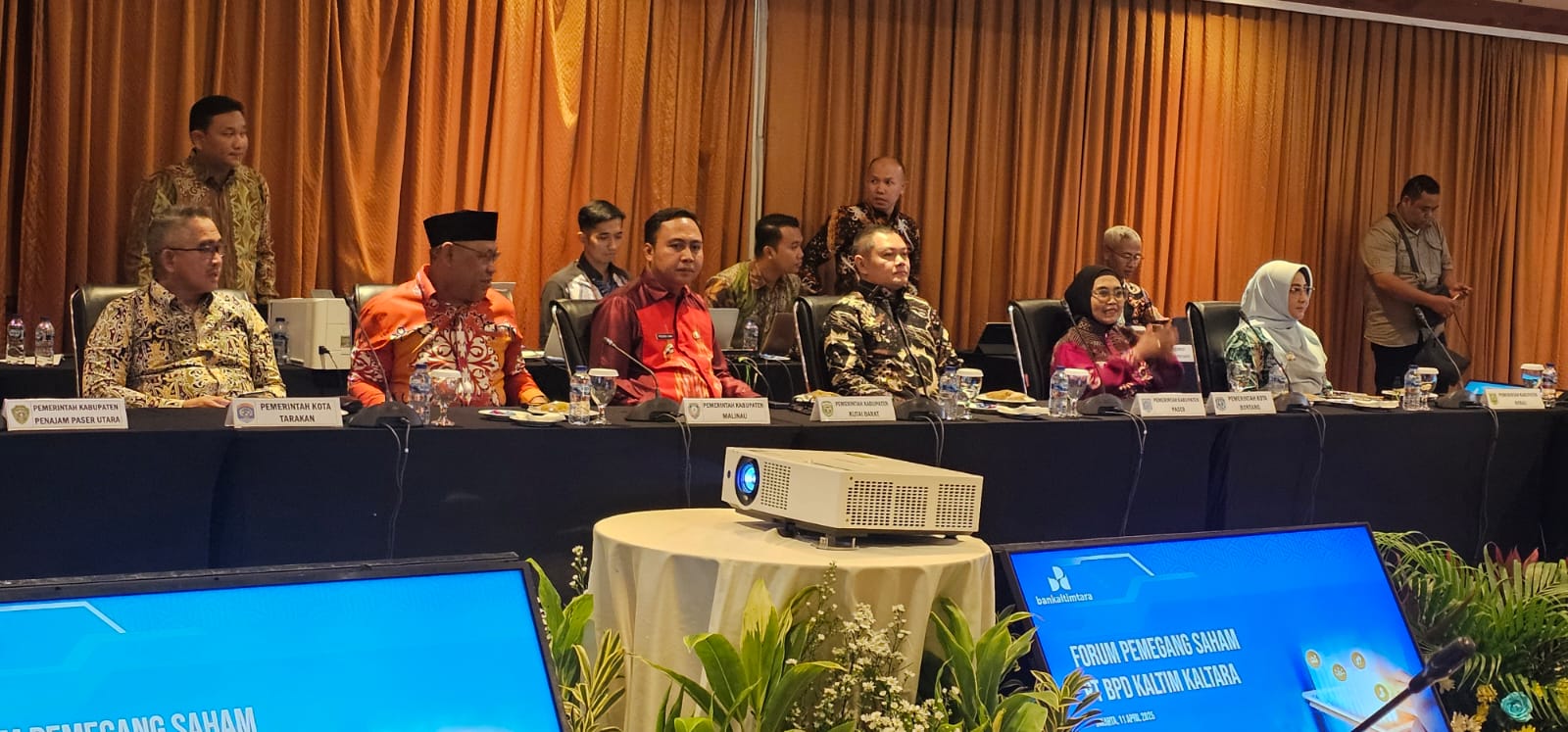 Bupati Kubar Hadiri RUPS Tahun Buku 2024 PT.Bank Pembangunan Daerah Kalimantan Timur dan Kalimantan Utara