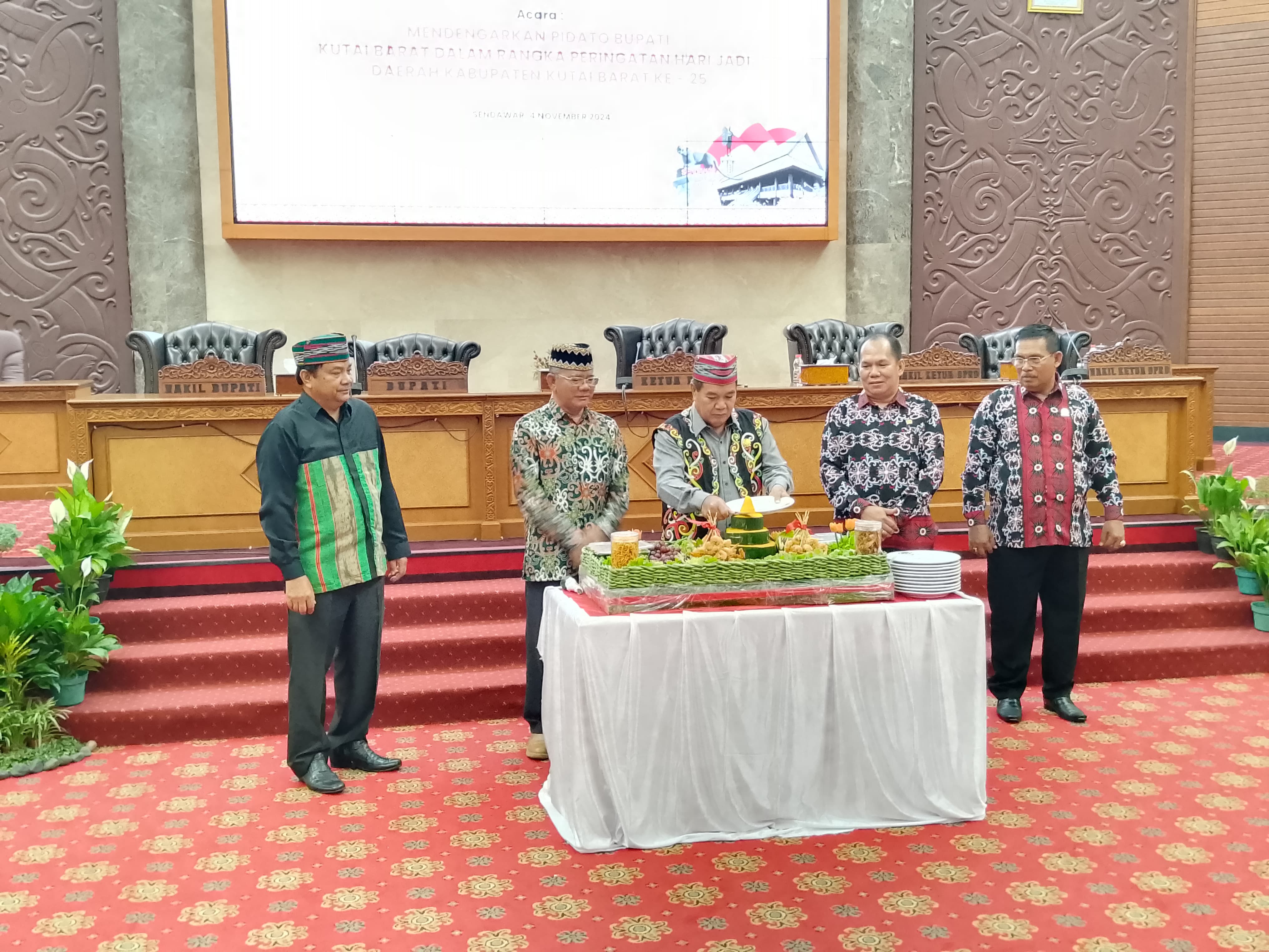 Paripurna Istimewa Hari Ulang Tahun Kabupaten Kuitai Barat Ke – 25